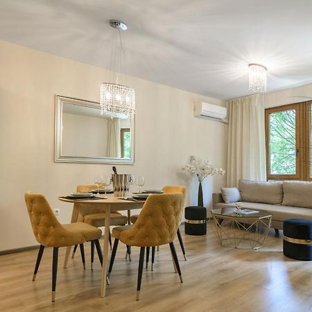 Мarelis Luxe Port Apartment Varna Exterior photo